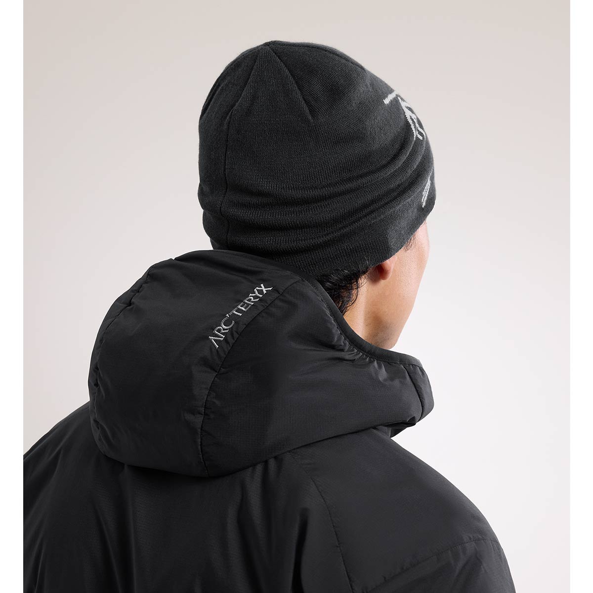 Lightweight Bird Head Toque