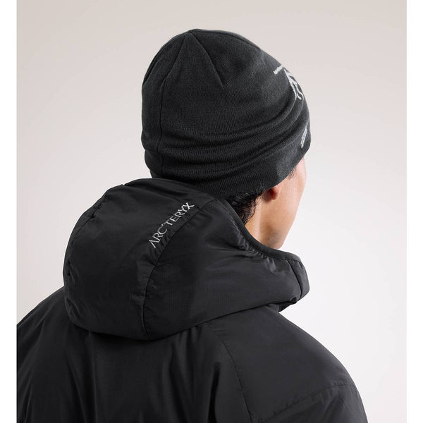 Lightweight Bird Head Toque