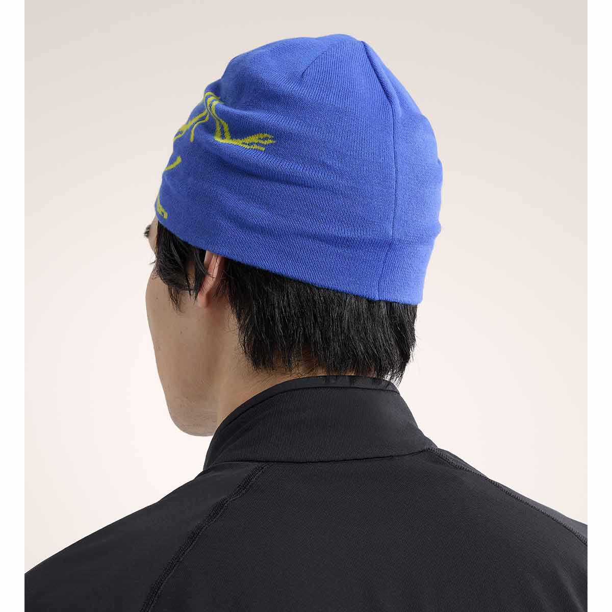 Lightweight Bird Head Toque