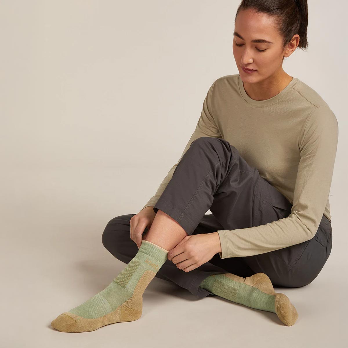 Womens Hike+ Medium Crew