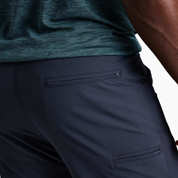 Dissipatr Air 9" Short