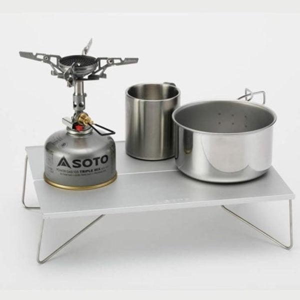 Field Hopper Pop-Up Table
